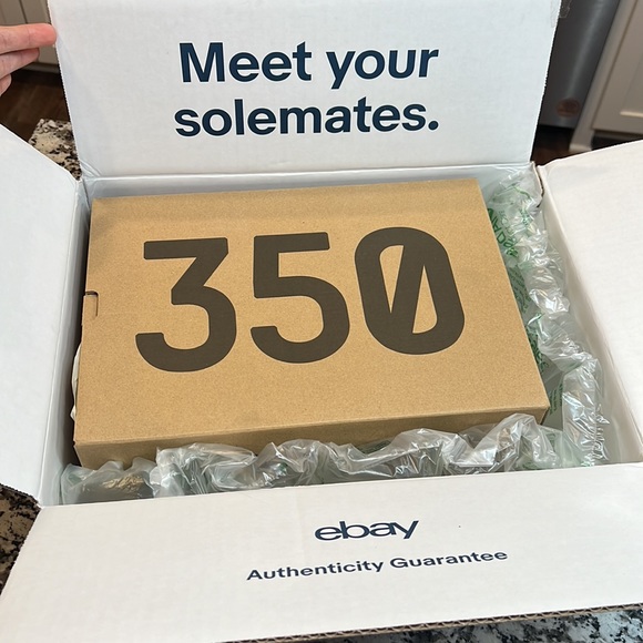 Yeezy Zebras, Brand new(W/Tag), never worn, with box. eBay guranteed! - Picture 4 of 4